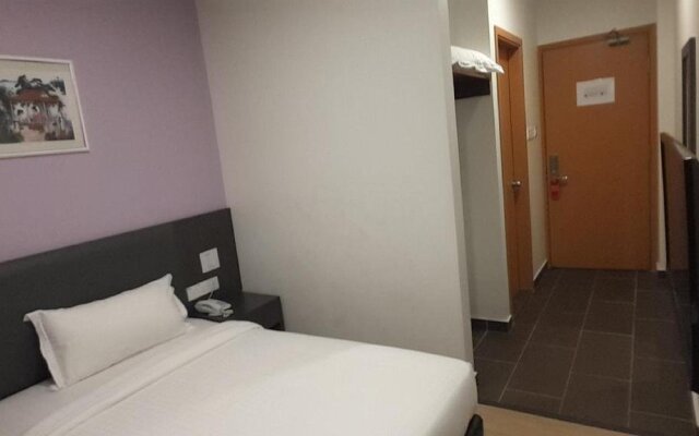 MJ Hotel