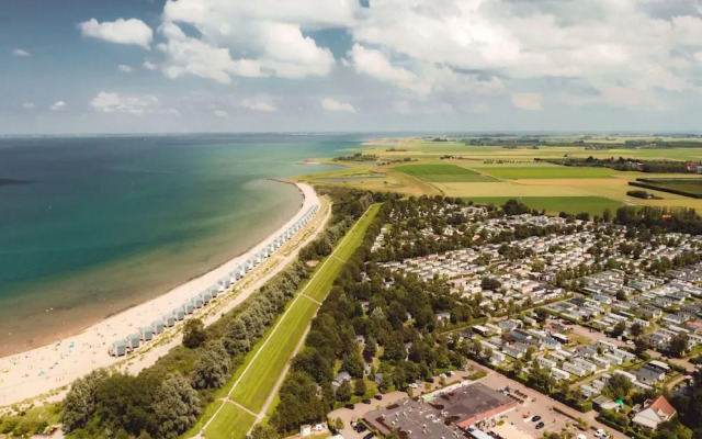 Bungalow Near Oosterschelde Beach