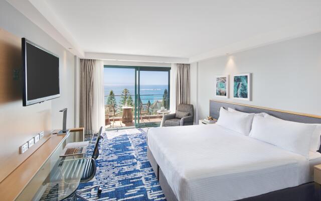 Crowne Plaza Sydney Coogee Beach by IHG