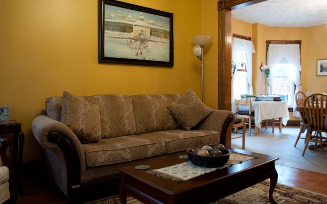 Always Inn Bed and Breakfast