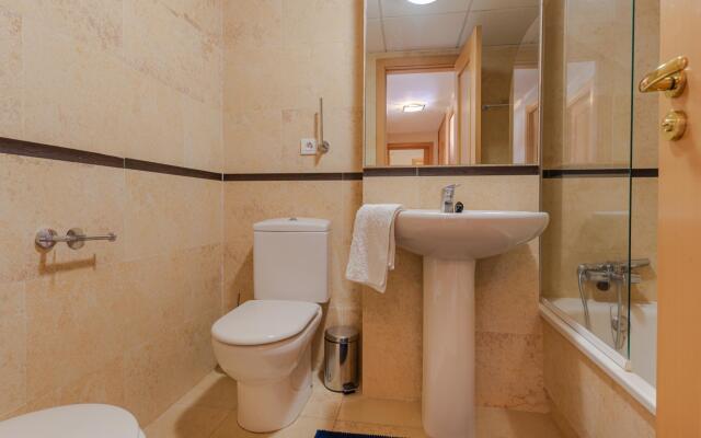 29736 - Beachside Apartment