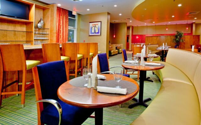 Holiday Inn Richmond-airport