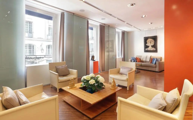 Matignon Terrace Apartment