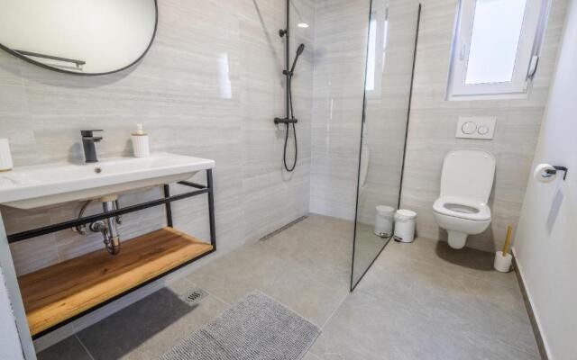 Apartment House Vista