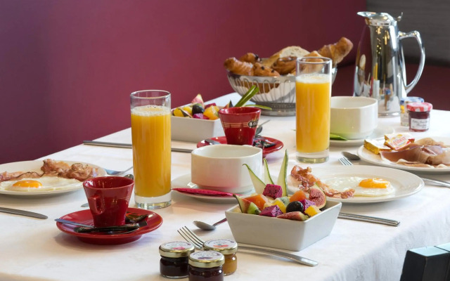 Hotel Mediterranee