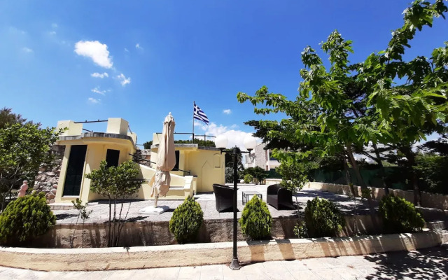 Silis Beach House