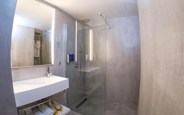 Madama Residence