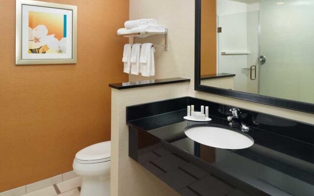 Fairfield Inn & Suites Fayetteville North