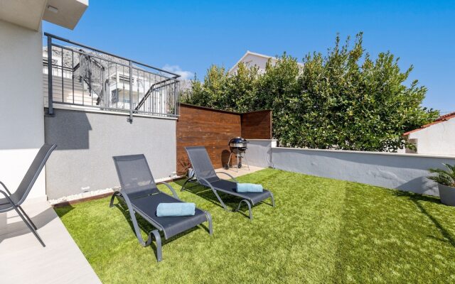 Stunning 2-bed Apartment in Kastela