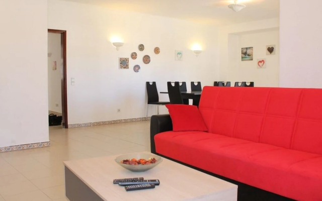 Nora GM in Albufeira