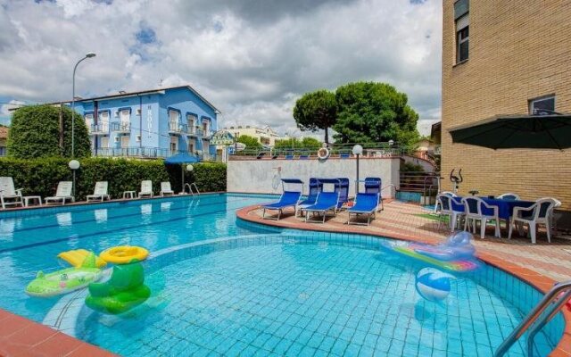 Hotel Real