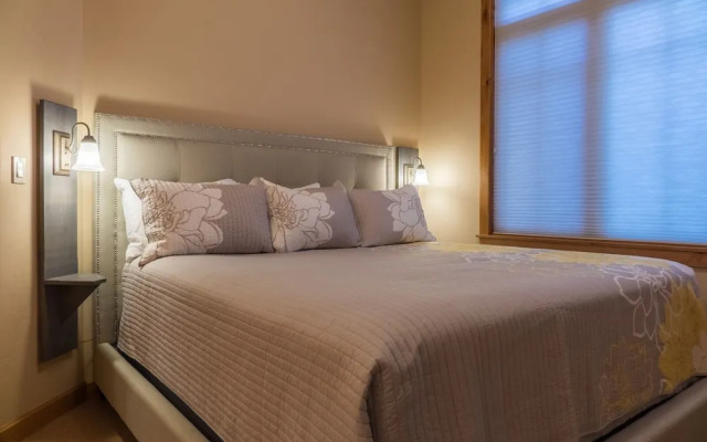 Bozeman - The Legends Chalet