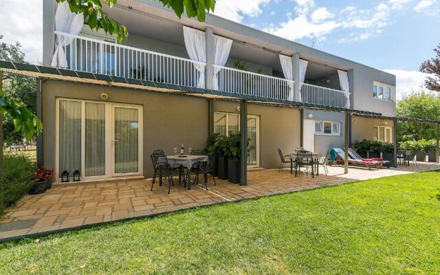 Apartments Dama