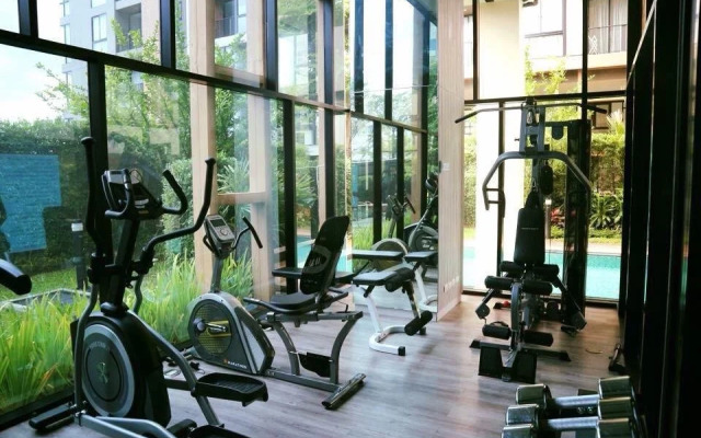 The Urbana 4 by Aomie