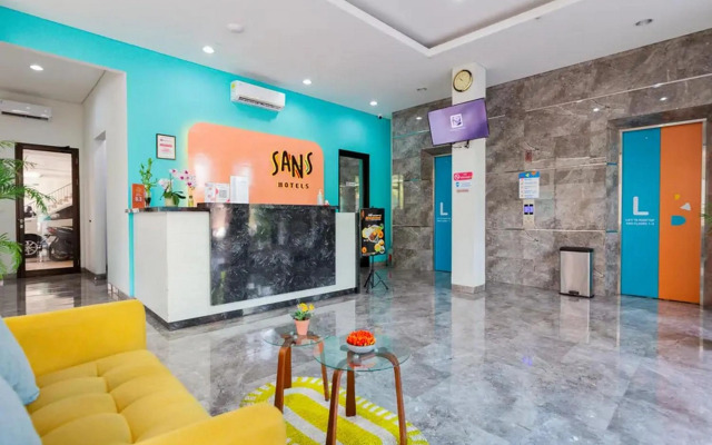 Sans Hotel Rajawali Surabaya