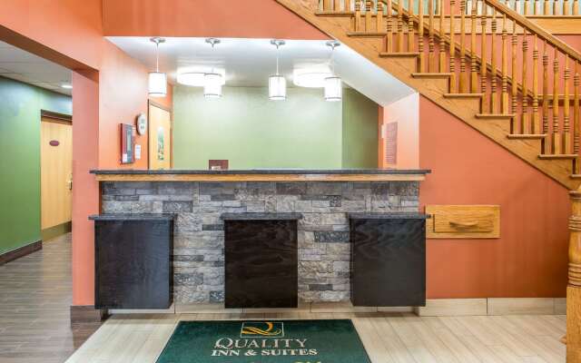 Quality Inn & Suites Columbus West - Hilliard