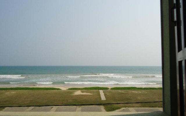 Mayura Beach Resort