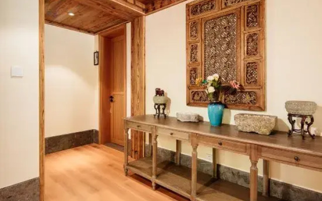 Yinchuanju Anji Canyon View Hot Spring Resort