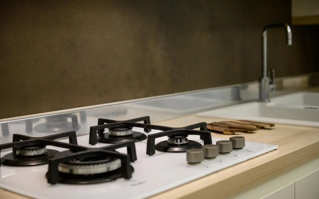 Via Roberto Savarese 31