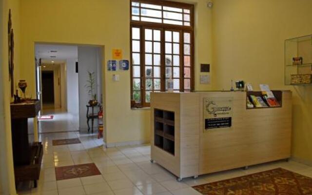 Giuseppe Hostal  Suites