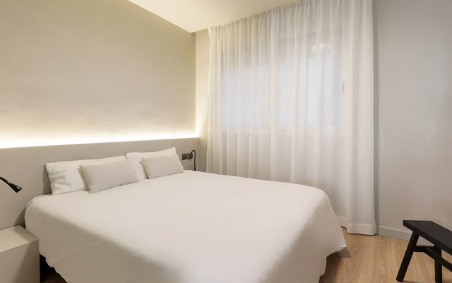 Casanova Apartments By Olala Homes