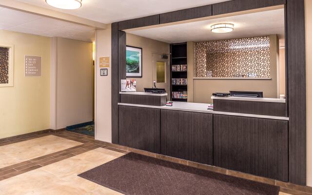 Candlewood Suites Kansas City Speedway by IHG