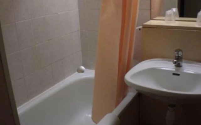 Premiere Classe Rouen Ouest - Petit Quevilly