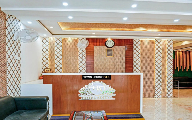 Townhouse OAK Hotel Aditya Residency