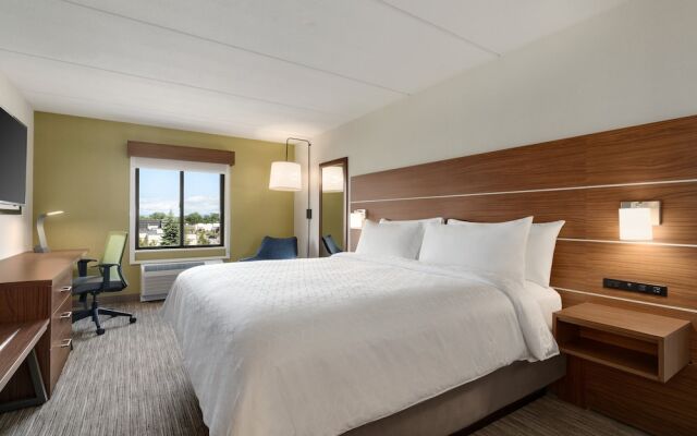 Holiday Inn Express Plattsburgh