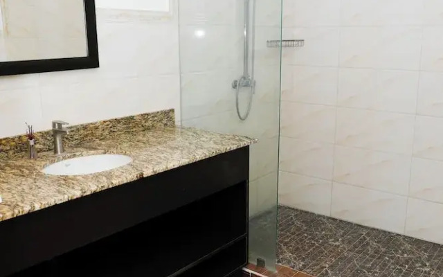 Kings Pavilion Suites Hotel
