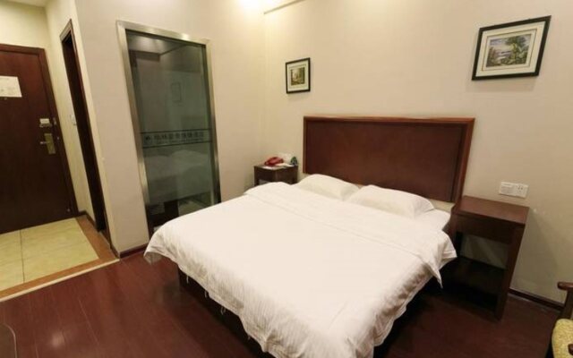 GreenTree Inn Guangxi Liuzhou Railway Station Hongguang Road Express Hotel