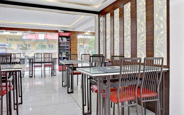 OYO 9507 Hotel Sathi Residency