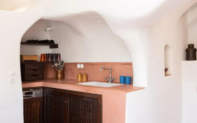 Nido House in Santorini