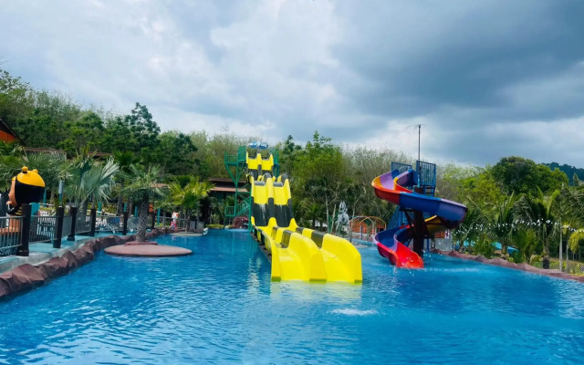 Chomview Resort
