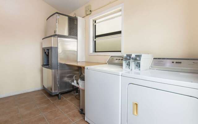 Econo Lodge Cloverdale