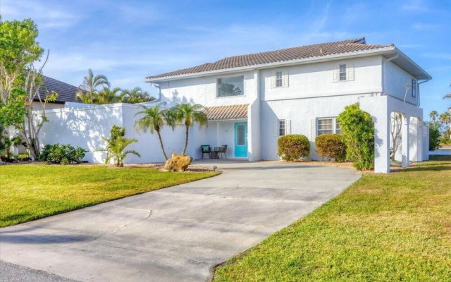 175 Colony Point Drive