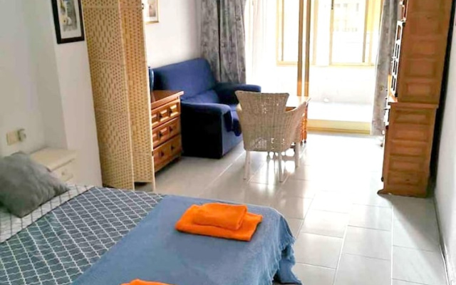 Studio in Calpe, With Wonderful City View, Furnished Terrace and Wifi Near the Beach