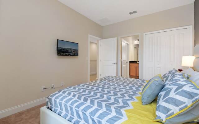 302 Festival resort 47005/49866