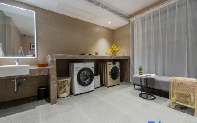 Homeinn Plus Hotel (Wuxi Hanjiang North Road Xindi Holiday Plaza)