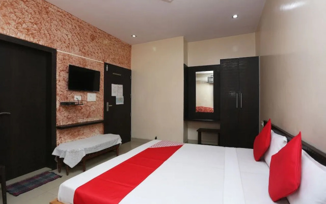 OYO 8869 Hotel-a-firoza