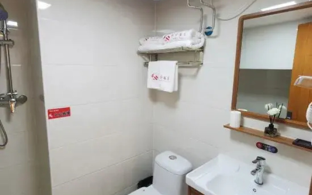 Fengshe Hotel (Hohhot Fengzhou Road Wanda Plaza)