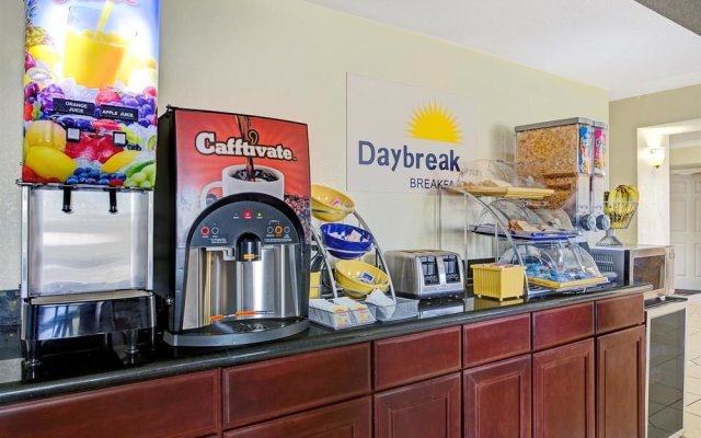 Days Inn N Suites Wyndham Near Ybor City