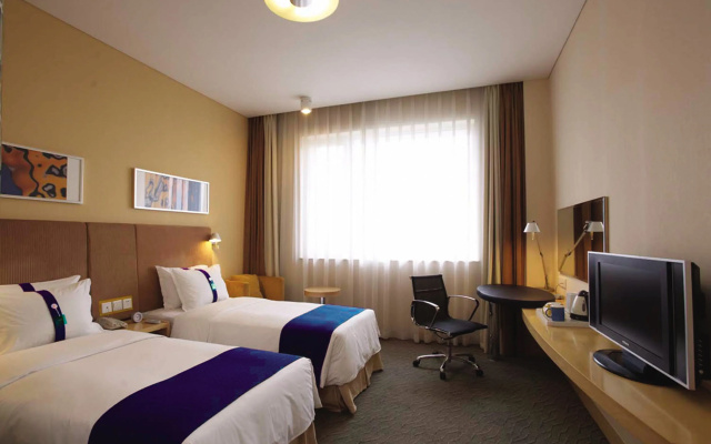 Отель Holiday Inn Express Langfang Park View