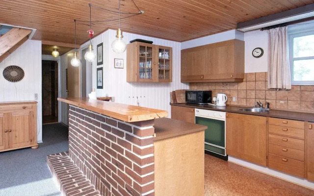 6 Person Holiday Home in Blavand