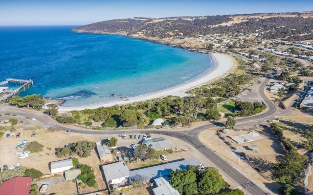 Penneshaw Beach Stay