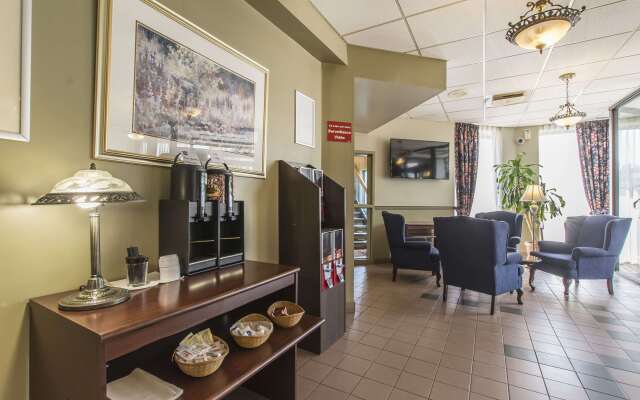 Quality Hotel & Suites