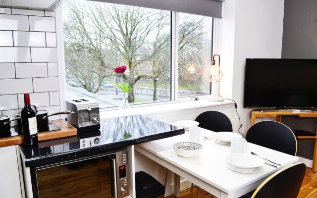 MediaHub Apartment 2