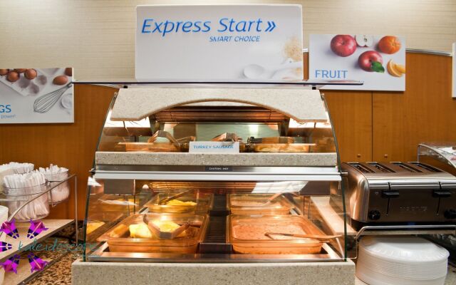 Holiday Inn Express And Suites Kimball by IHG