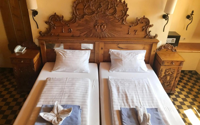 Schlosshotel Rosenegg