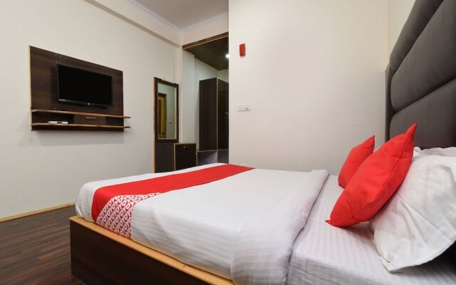 OYO 15699 Hotel Conifer